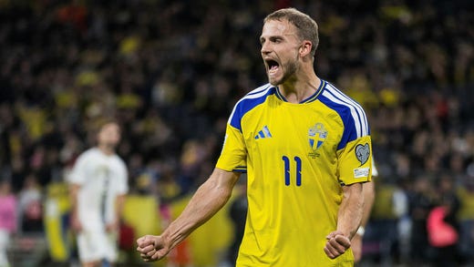 Gustav Lundgren kvitterade till 1-1 i sin landslagsdebut.