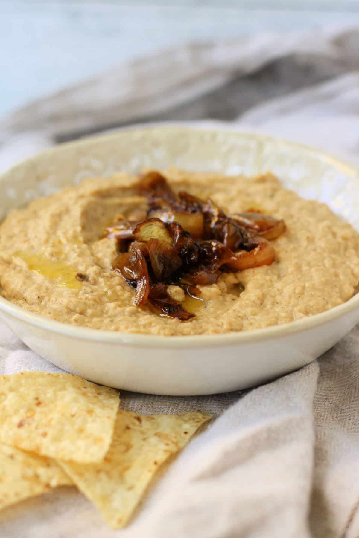 caramelized onion white bean dip