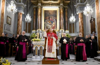 Immigrants, converts, and students reflect on Pope Leo’s visit to Istanbul’s Holy Spirit Cathedral