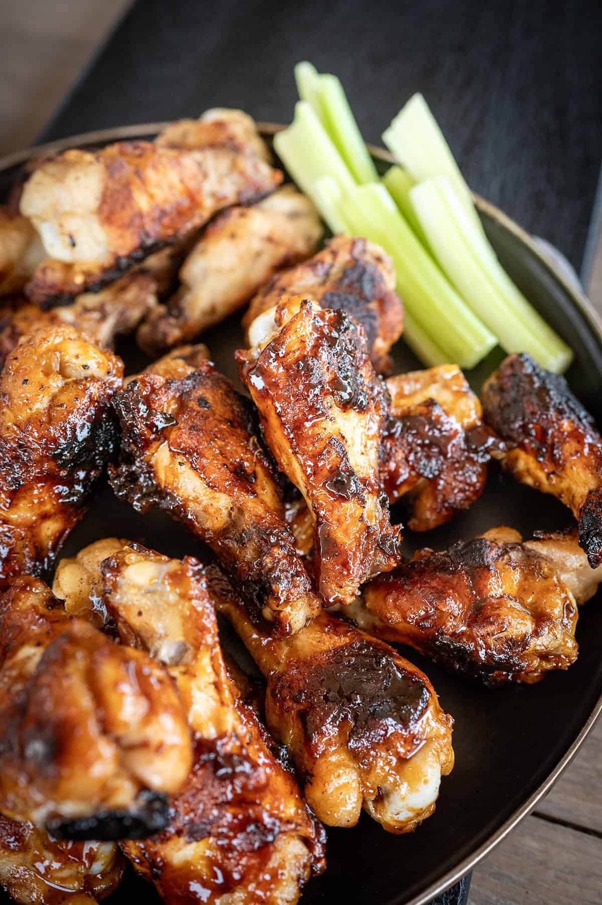 How to cook chicken wings on a griddle