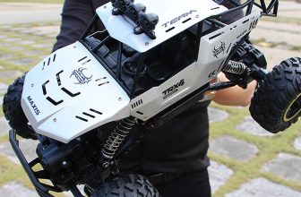Large Remote Control RC Cars Big Wheel Car Monster Truck 4WD Child Toy Electric