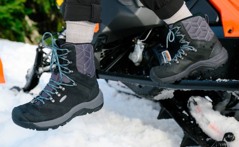 KEEN Revel IV Mid Polar Waterproof Boot