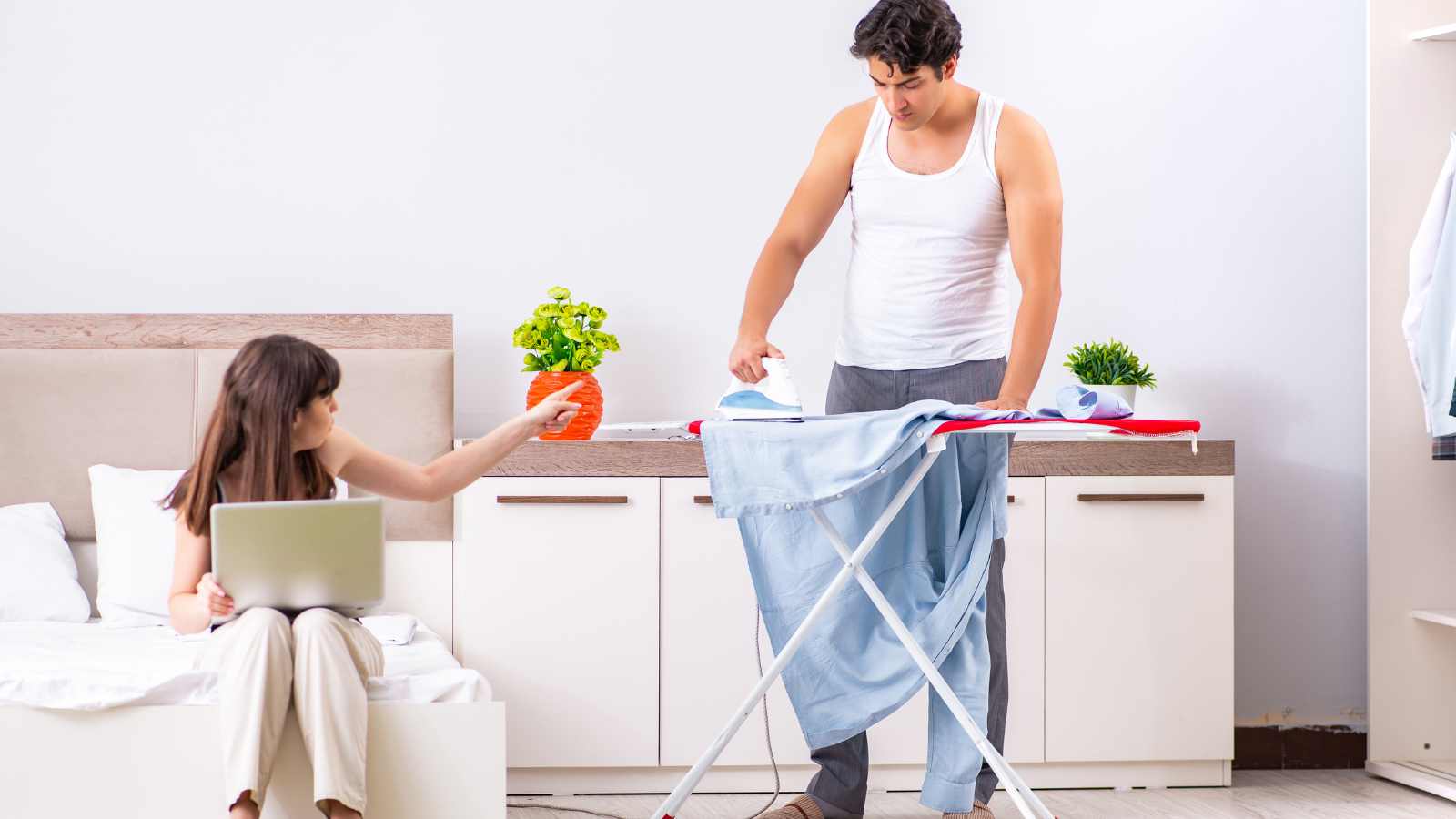 ways income differences secretly kill your relationship