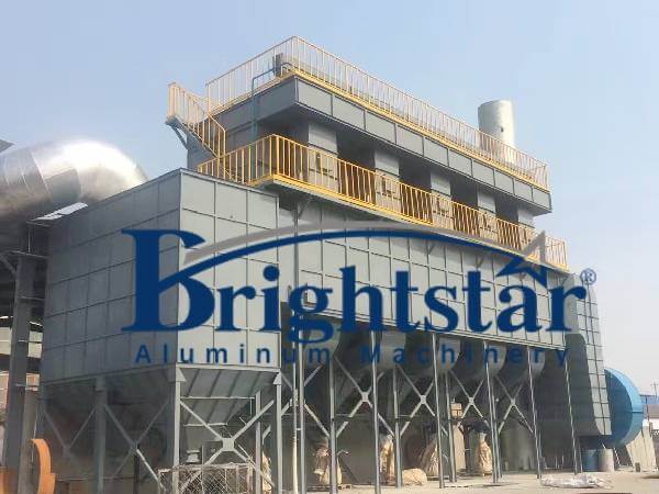 Baghouse dust collector