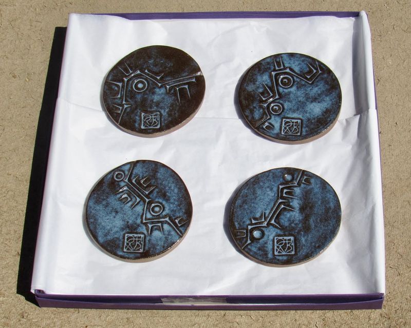 Earth-Cast Tiles and Jewelry Made by Real Artisans