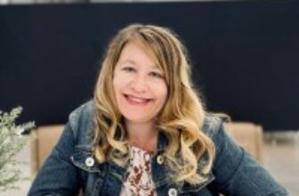 Faith in the Valley – Amy Linnea