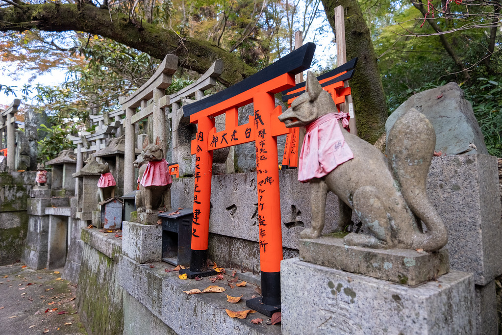 Foxes at a shrine on Mt Inari