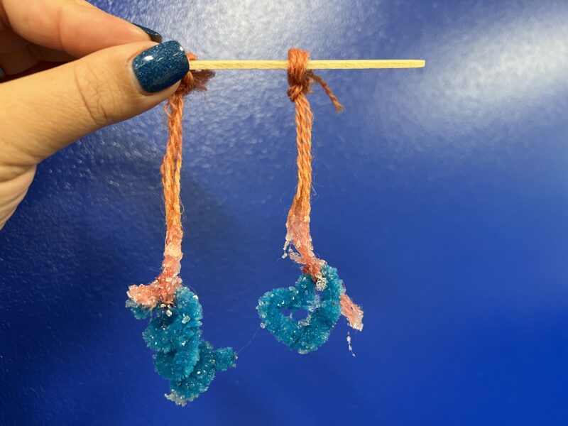 First Grade Science Projects an image of a first grade science experiment: crystals