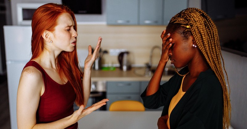 Friends arguing disagreement