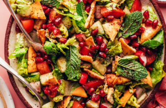 Easy Fattoush Salad (1 Bowl!)