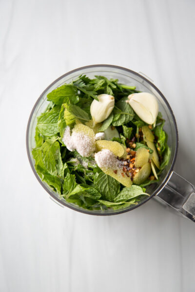 ingredients for mint marinade for lamb in a food processor