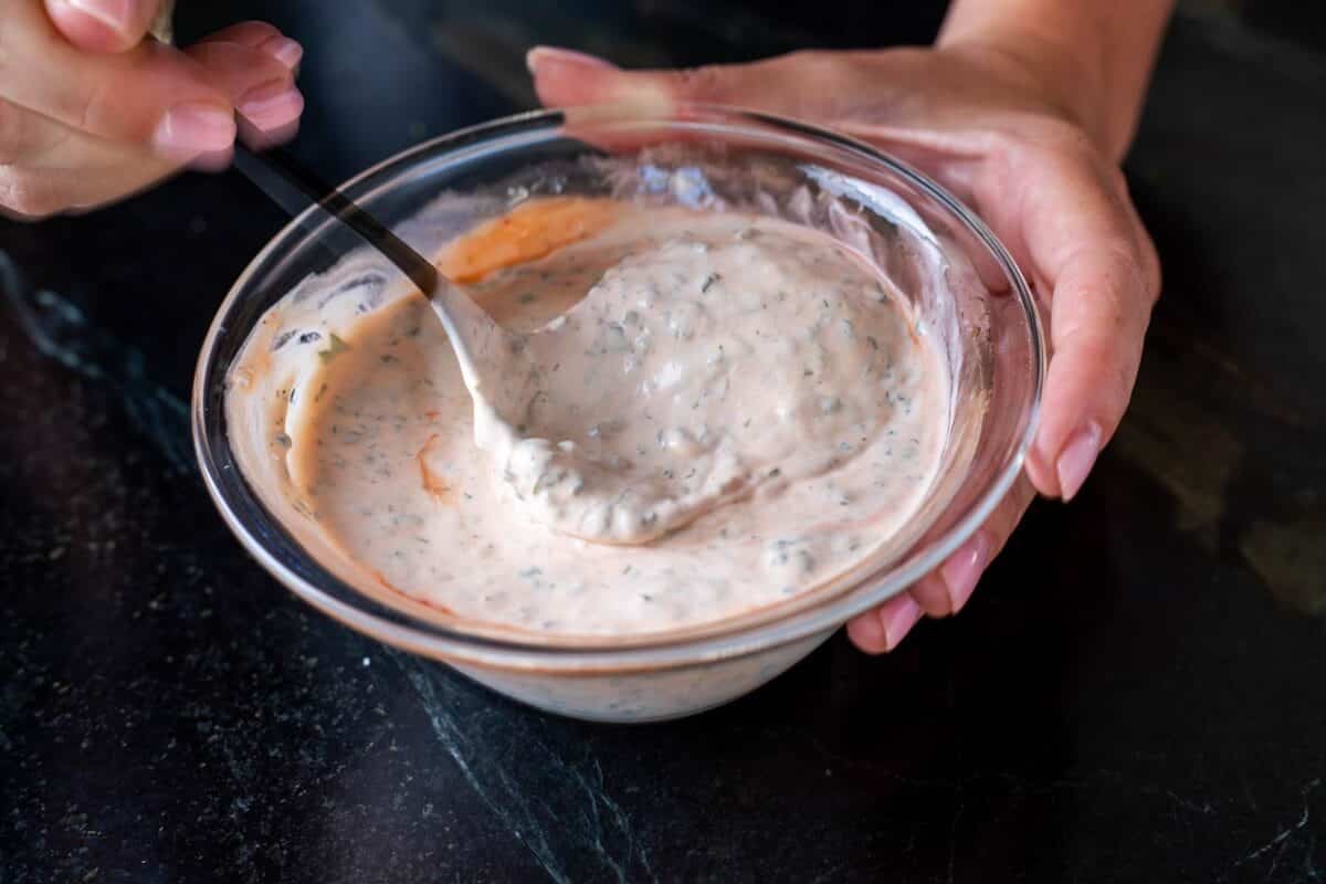 creamy buffalo dipping sauce. 