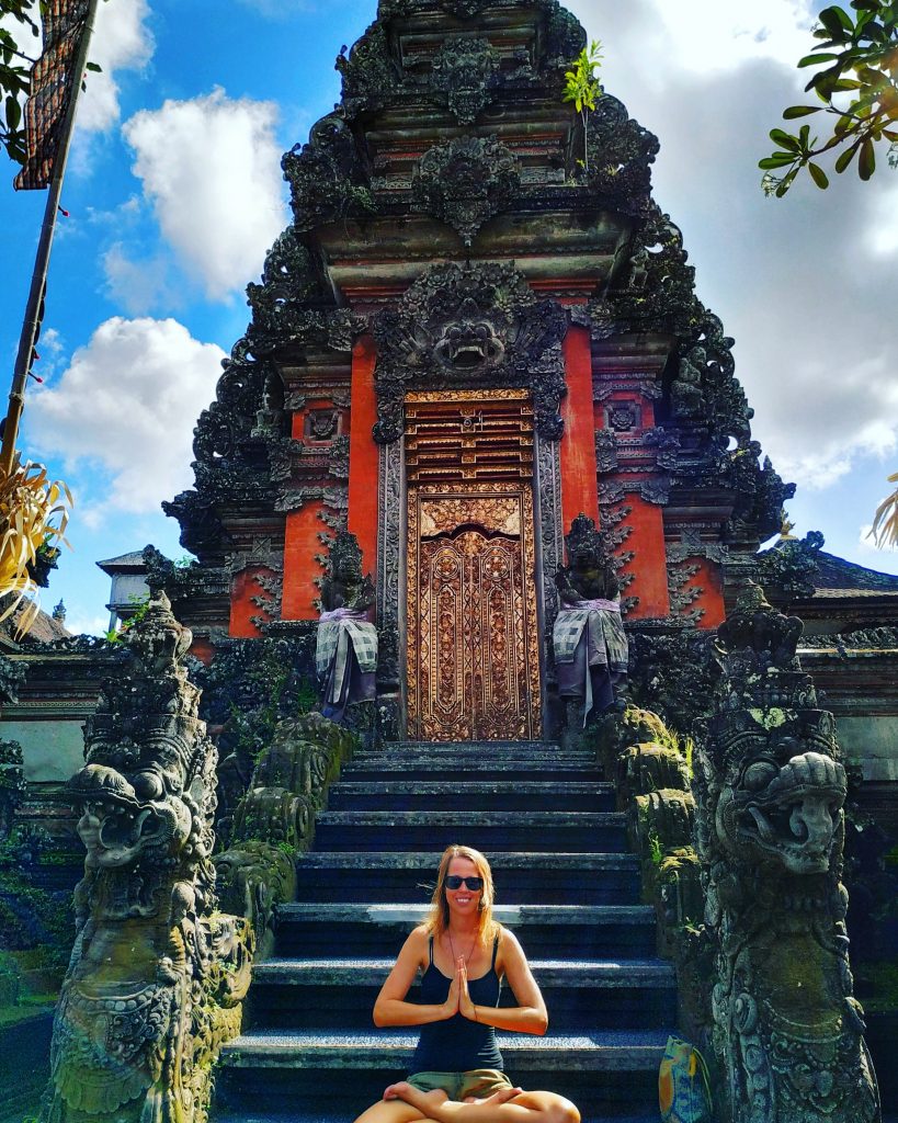 ubud temple bali yoga retreats