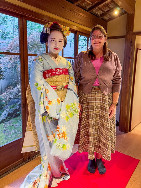 Amanda with a maiko