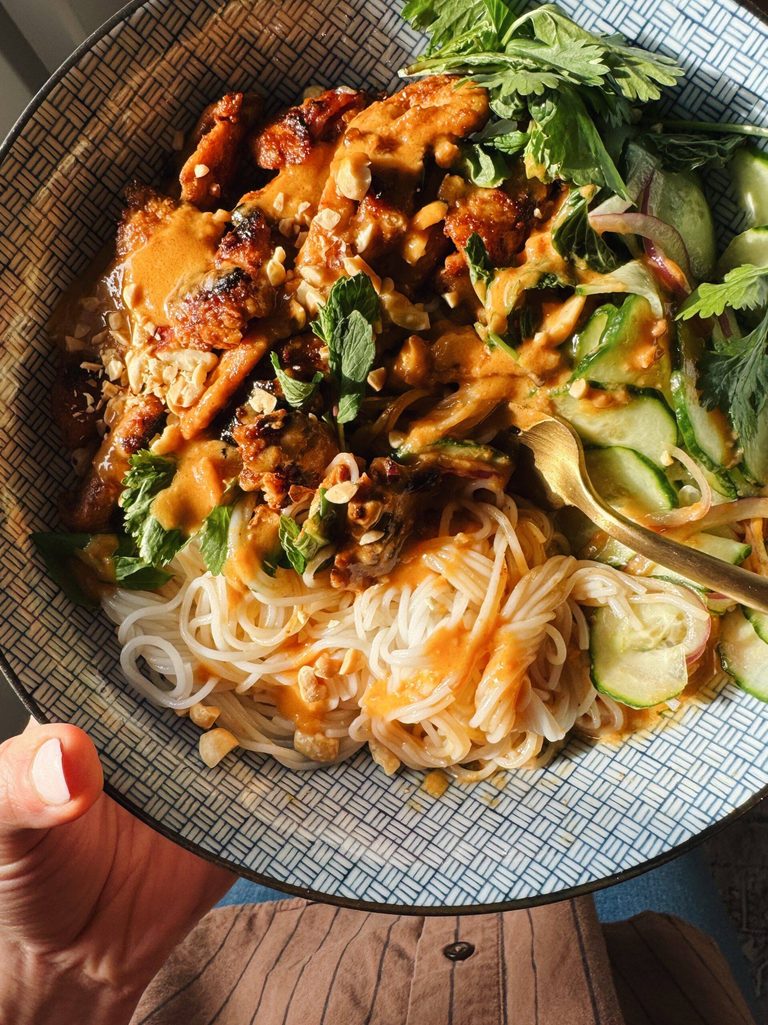Peanut chicken noodle bowls.
