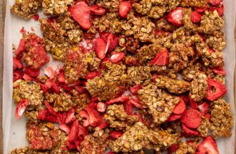 Strawberry Granola