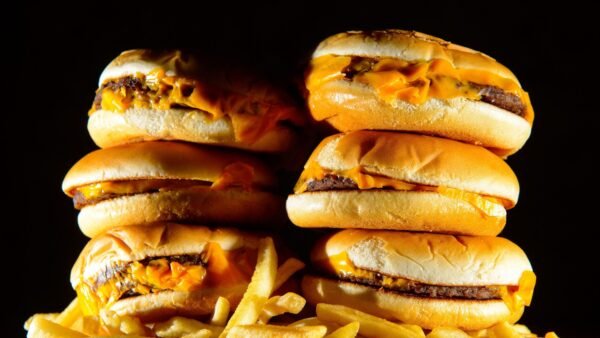 Fast-Food Ad Ban Begins – But UPFs Still Slip Under the Radar, Research Shows