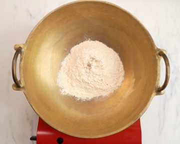kummayam flour