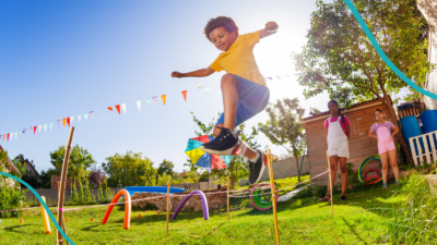 25 Clever Outdoor Games for Kids