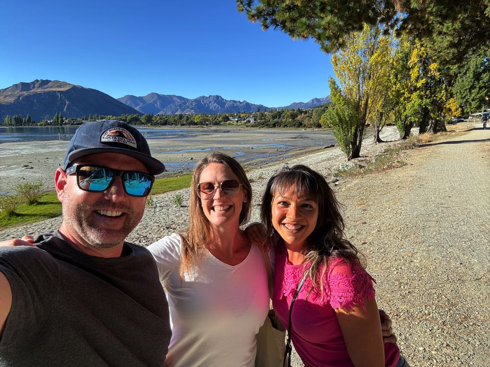 wanaka new zealand with friends