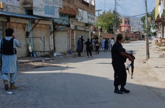 At least 16 killed in Pakistan mosque bombing near police station