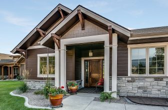 HOA meeting minutes and records may expose you to scammers online