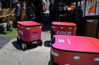 Coco Robotics sidewalk pileup in Chicago raises wheelchair access fears