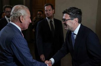 UK bill proposes to lift historic restrictions on Catholic and Jewish prime ministers