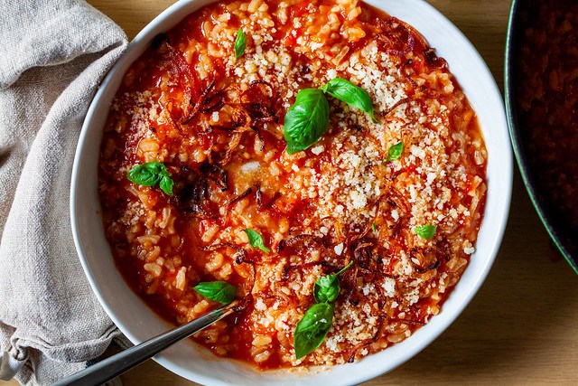 tomato risotto with frizzled onions-12