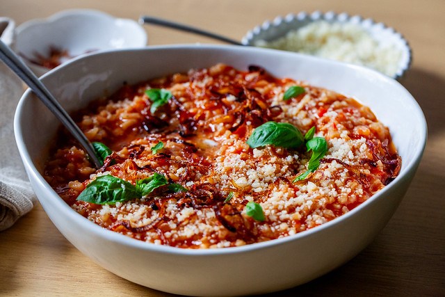 tomato risotto with frizzled onions-15