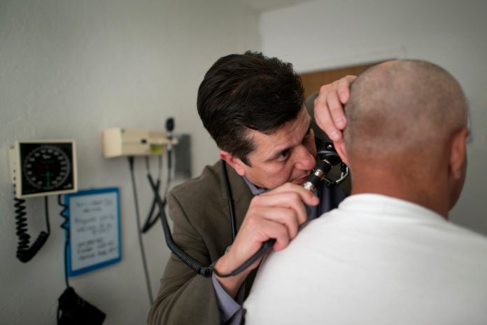 Health Savings Accounts are growing more popular, especially among those who are richer, older and work for large companies, a new study finds.Â (David Paul Morris/Bloomberg)