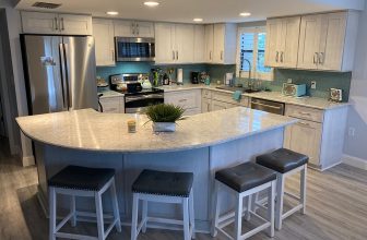 Before and After: A Light and Bright Kitchen Makeover – Designs by Michele Rose