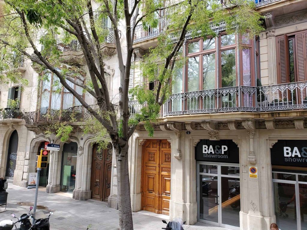 The El Born area is my favourite neighborhood to stay when I'm visiting Barcelona and is within walking distance of attractions