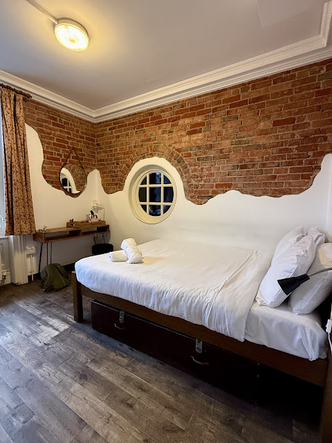 Palmers Lodge London