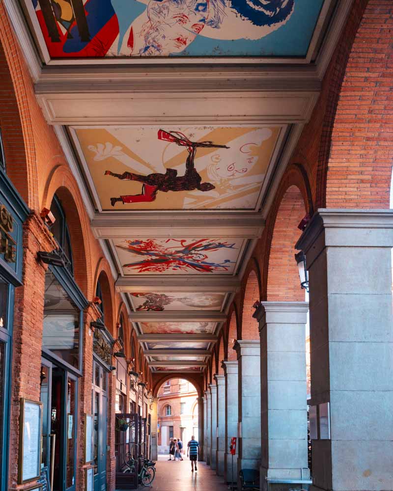 La Galerue des Arcades painted walkway in toulouse