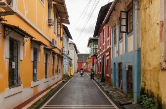 The Ultimate Guide to the Latin Quarter’s Heritage and Colors
