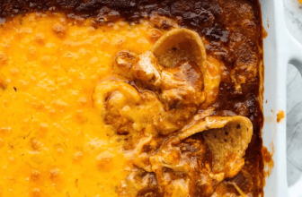 Cincinnati Chili Dip (Easy 3-Ingredient Skyline Dip)