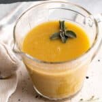 Pinterest graphic for turkey gravy recipe.