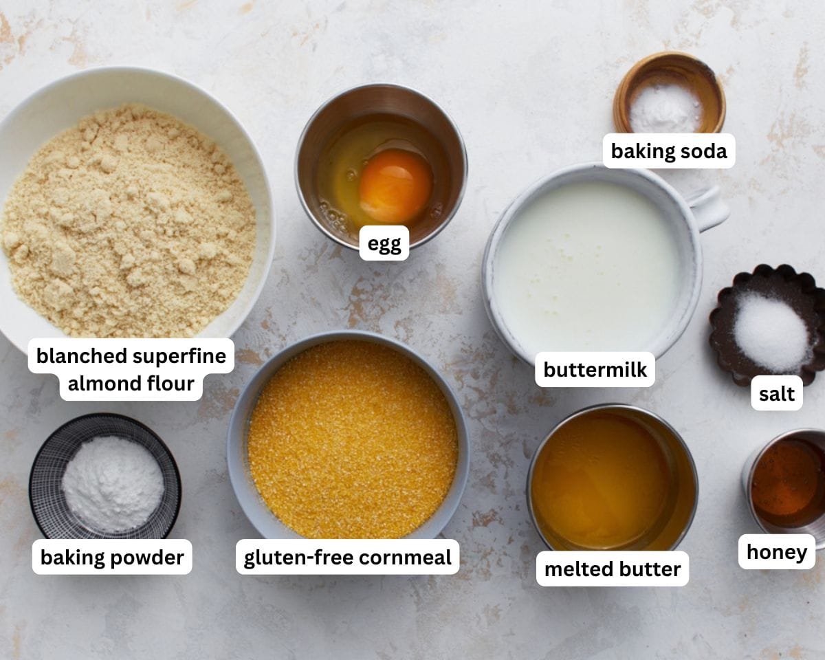 almond flour cornbread ingredients
