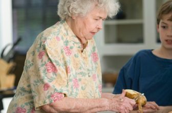 Deciding When a Parent Needs Support at Home