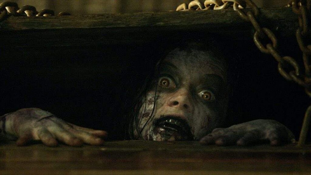 A still from Fede Alvarez's Evil Dead (2013)