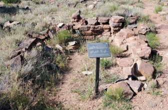Kids Pan For Real Gold And Ride A Narrow-Gauge Train At This Payson, Arizona Ranch