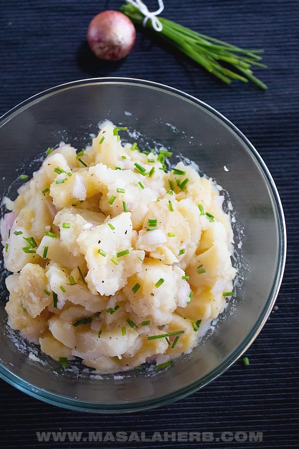 Authentic German Potato Salad Recipe [Bavarian]