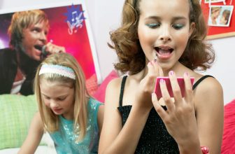 Hailey Bieber Is Your God Now, & Other Tween Observations