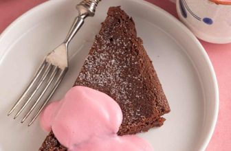 Gluten Free Chocolate Concrete {Old School Chocolate Crunch}