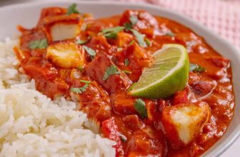 EASY Halloumi Curry {Gluten Free}