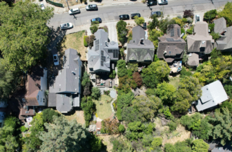 7 Questions Homebuyers Should Ask