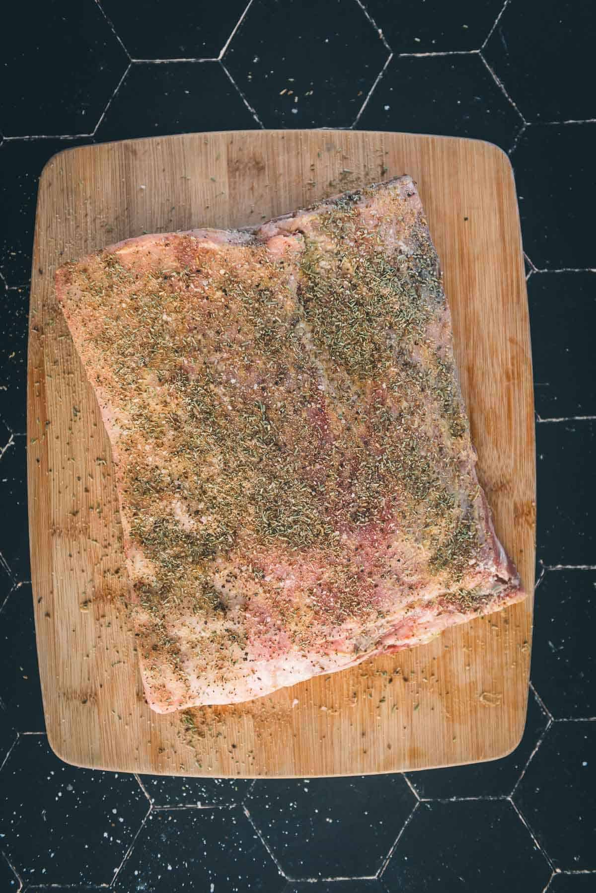 Lamb ribs covered with spices.
