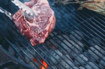 Best Steaks for Grilling: Top Choices Revealed 🥩