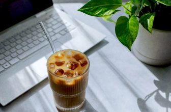 Gen Z Bringing Iced Coffee to Job Interview: Career Expert’s Take